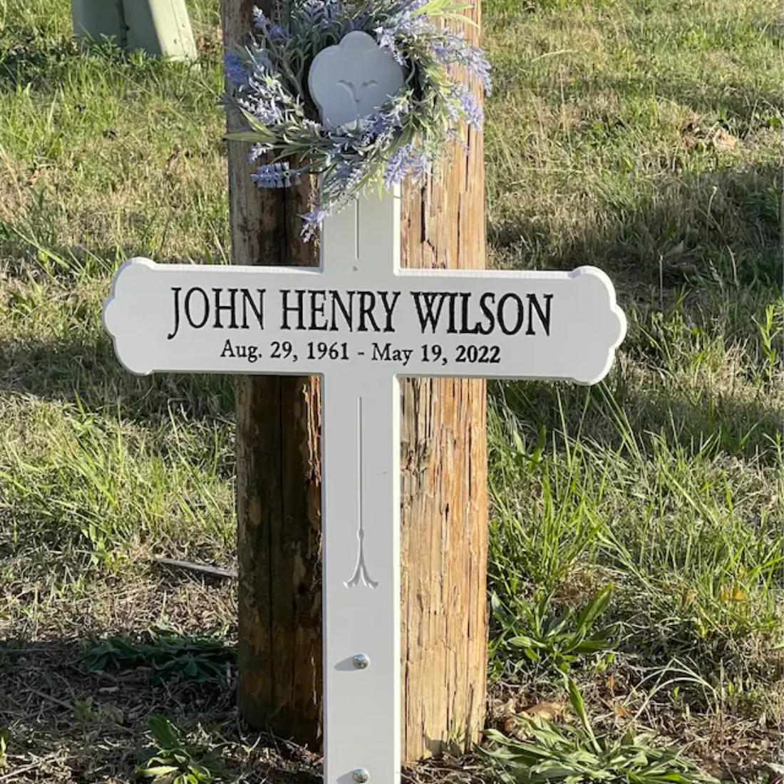 angel winged memorials, Cruz Conmemorativa de las Alas de los ngeles